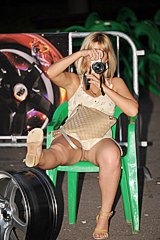 Blonde on the chair upskirt foto